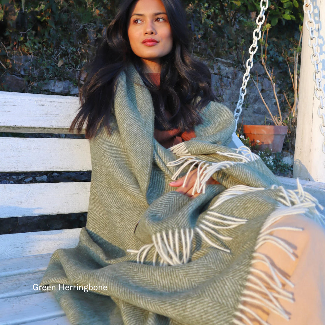 British Lambs Wool Blanket - green herringbone