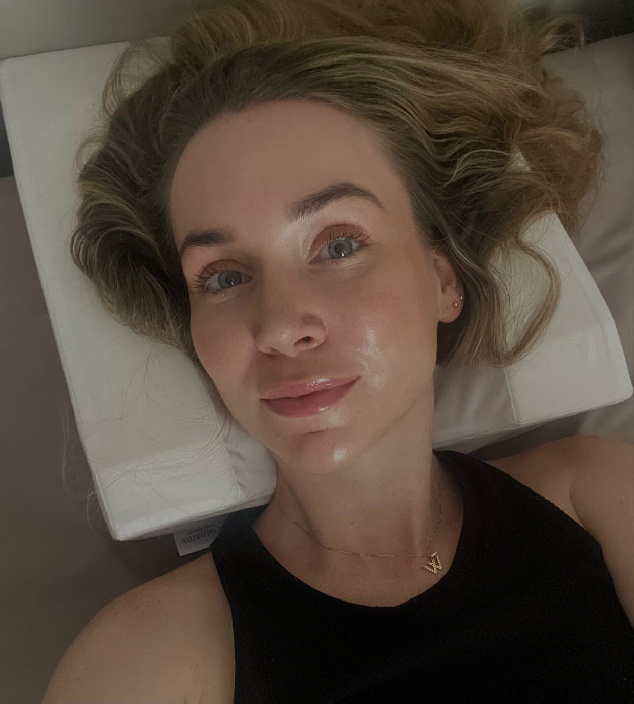 Anti-Ageing Pillow - Anti-Wrinkle - Back Sleeping
